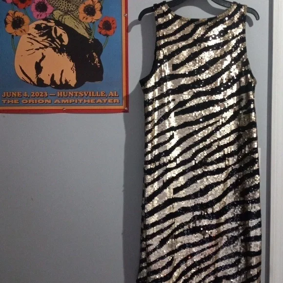 Trina Turk Quartz Black and Gold Zebra Stripe Sequin Mini Shift Dress NWT - Picture 13 of 15
